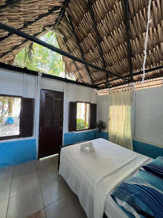 Eco Hostal Los Cocos Isla Grande  Exterior photo
