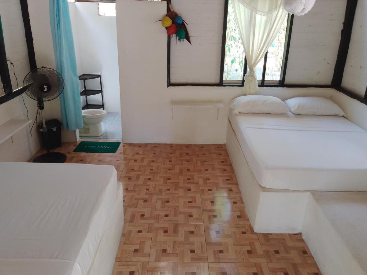 Eco Hostal Los Cocos Isla Grande  Exterior photo